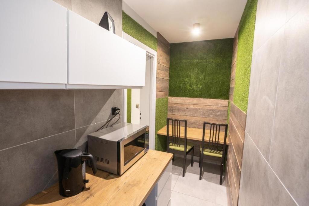 Rooms Center - Dworzec Pkp, Rynek Вроцлав Екстериор снимка